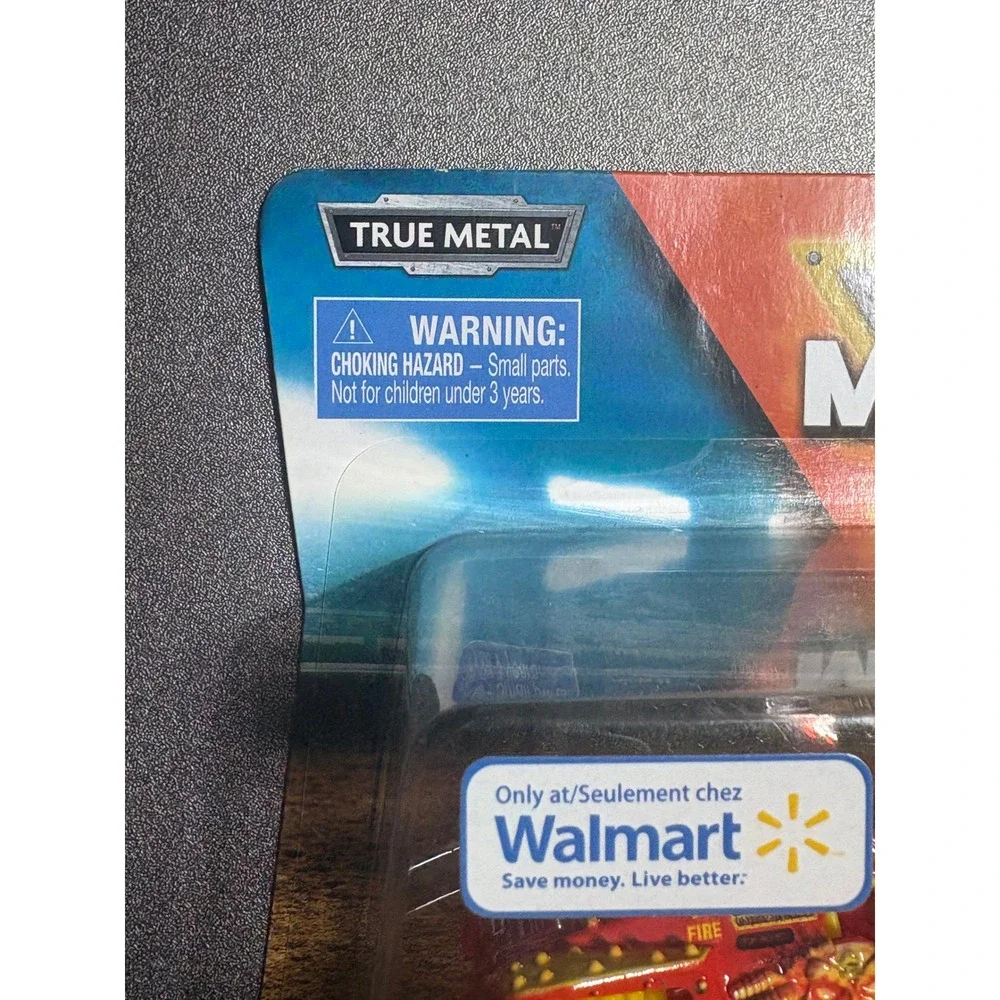 Monster Jam True Metal Fire and Ice 2-Pack Max-D Monster Mutt Dalmatian 1:64